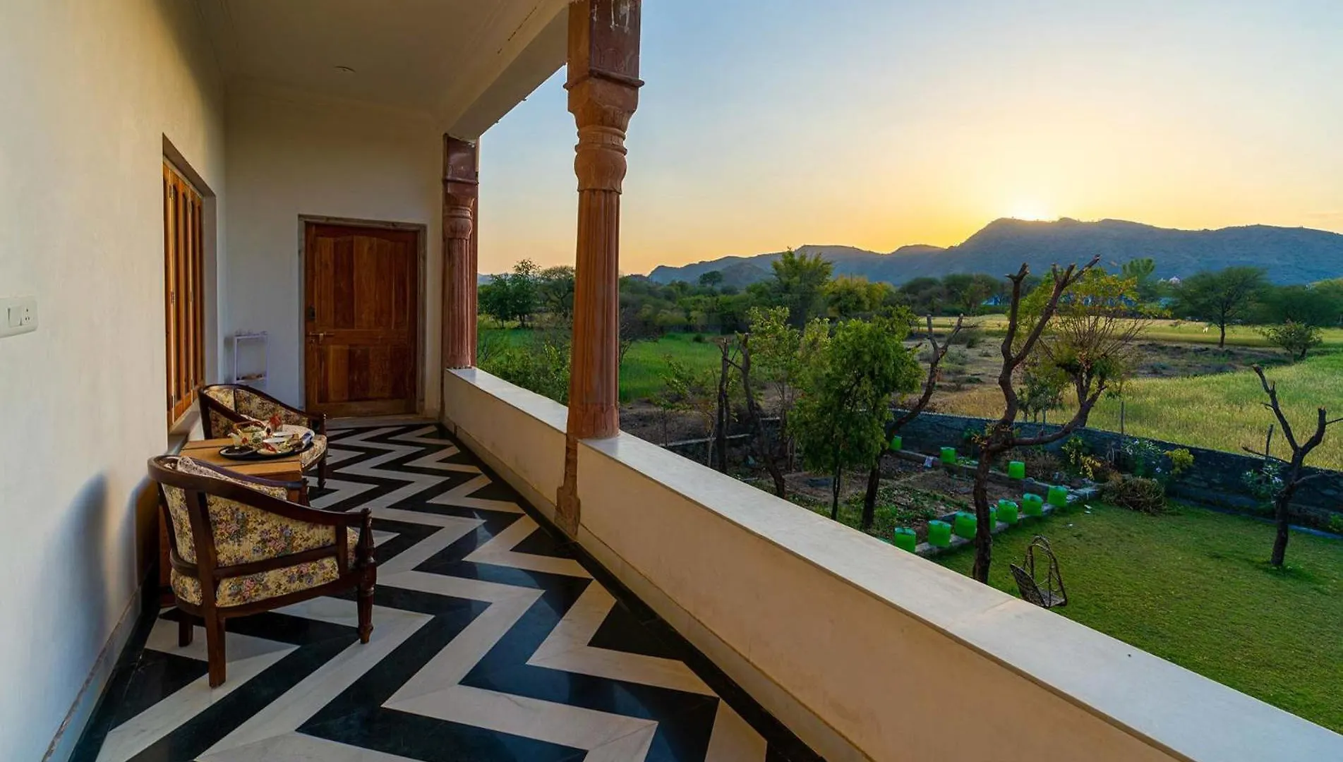 Castle Oodeypore A Boutique Stay Удайпур
